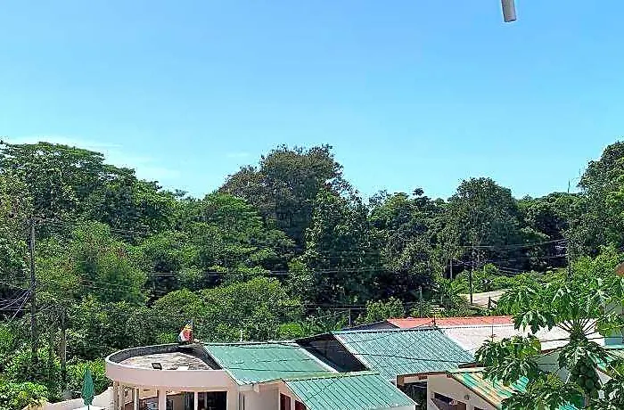 Manoir Hotel 3*