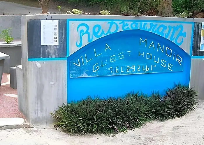 Manoir Hotel Anse Lazio